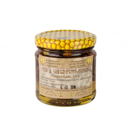 Med s lískovými ořechy Medovinka 215 g